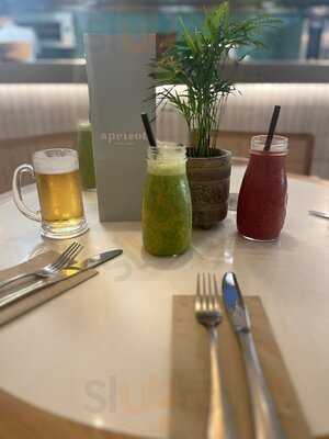 Apricot Brunch + Bar