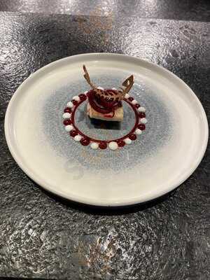 Dn1 Delicatessen And Dining