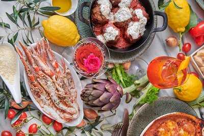 Theo's On The Terrace