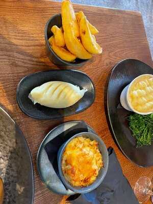 Britannia Tap & Grill