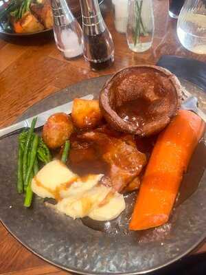 Britannia Tap & Grill