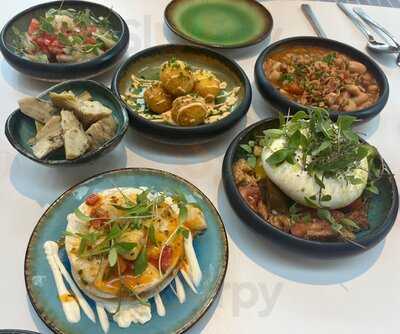 Purnell’s Cafe & Bistro At Charterhouse