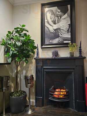 Gusto Italian Restaurant