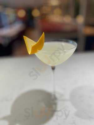 Seven Hills Restaurant, Bar And Terrace