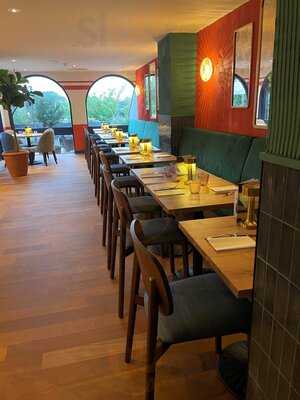 Seven Hills Restaurant, Bar And Terrace