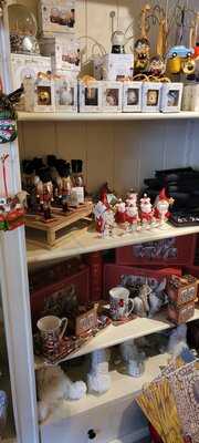 The Little Christmas Shop & Mrs Claus’ Kitchen