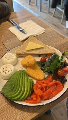 The Wynd Cafe & Bistro