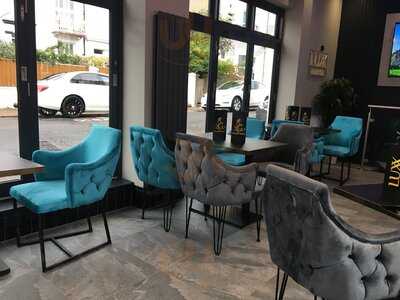 Luxx Lounge