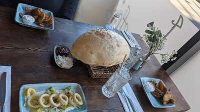 Lezzets Turkish Restaurant