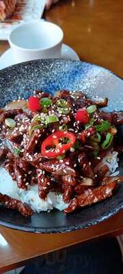 Sugi Halal Restaurant