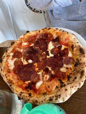 Coastal Crust Cafe & Pizzeria