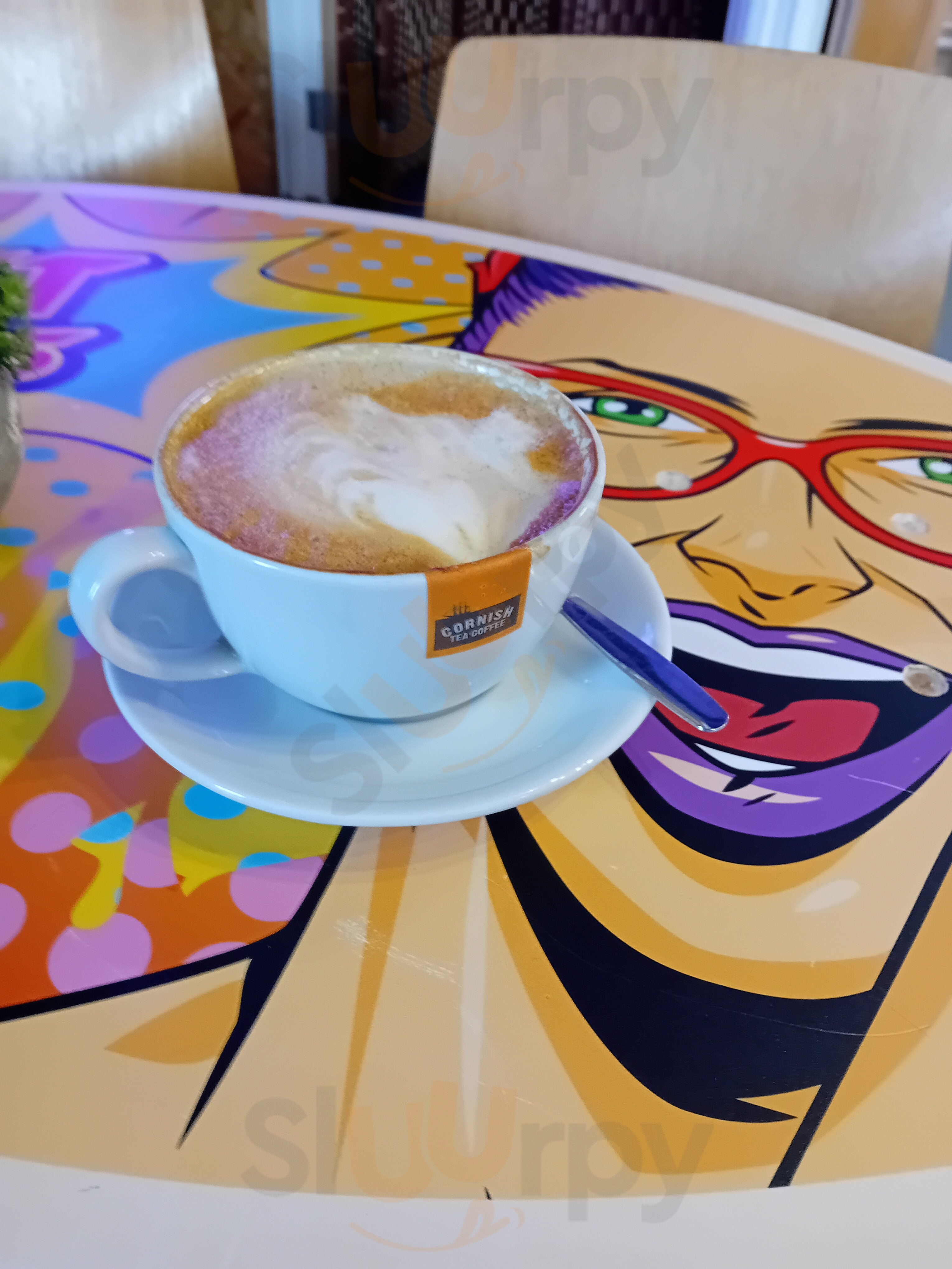 Lost Surfers Cocktail Cafe