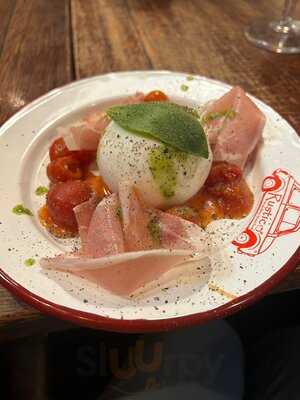 Rustico Via Pontypridd