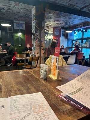 Rustico Via Pontypridd