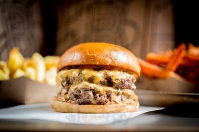 Bunsen Botanic Avenue