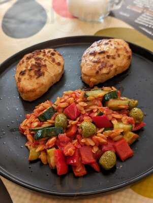 Hooper's Vegan Bar And Bistro