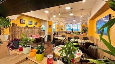 Hooper's Vegan Bar And Bistro