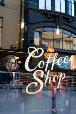 200 Degrees Coffee Shop