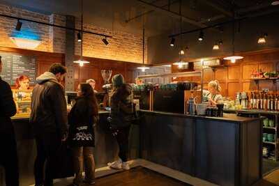 200 Degrees Coffee Shop