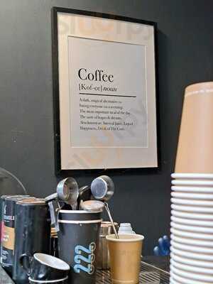 Triple Two Coffee - Farringdon Station