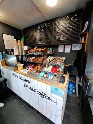 Triple Two Coffee - Farringdon Station