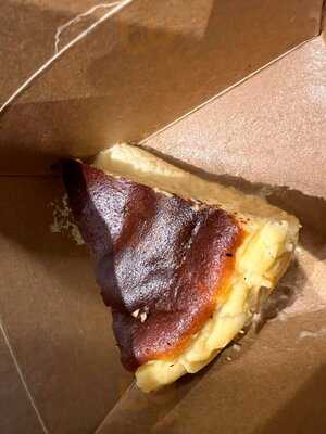 La Maritxu London - Basque Cheesecake