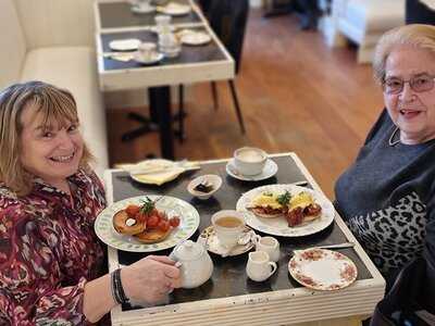 Mama Doreen's Emporium