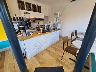 The Canny Goat Heaton