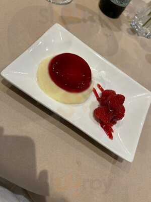 Gio's By La Lombarda