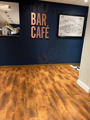 Travelodge London Central City Road Restaurant