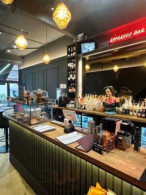 The Surbitonian Vine