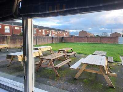 The Kingfisher Pub, Rover Drive B36