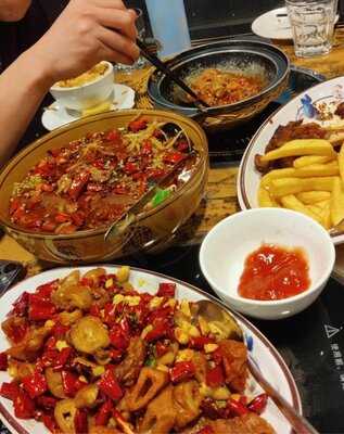 Spicy And Tasty Chinese Restaurant