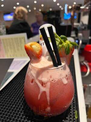 Aromate Restaurant And Bar