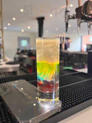 Aromate Restaurant And Bar