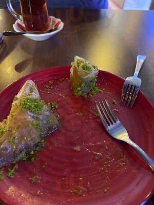 Emerald Restaurant & Cafe