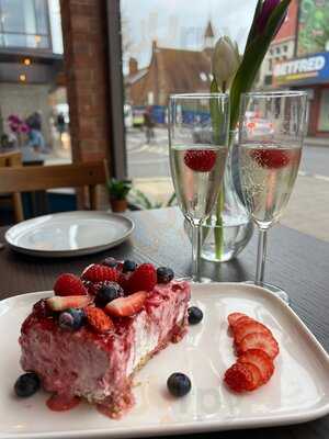 Central Greek And Mediterranean Bar And Restaurant