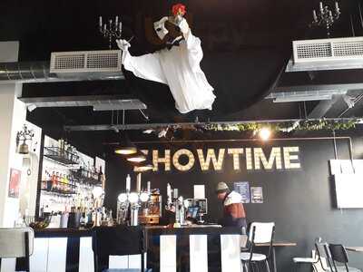 Encore! Bar And Grill