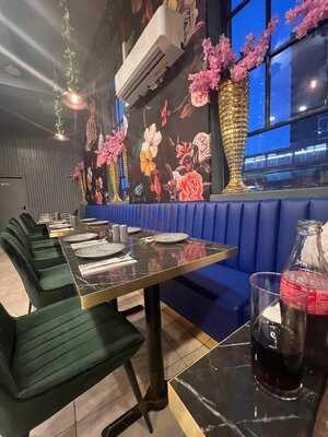 Kohinoor Grill And Thrill