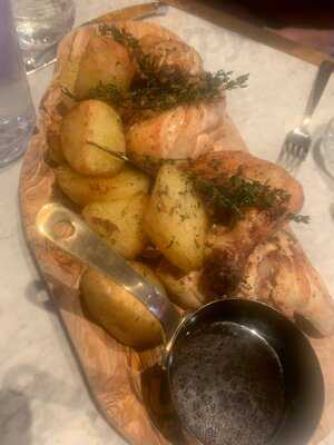 Bellazul Restaurant & Bar