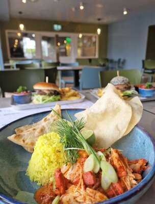 The Terrace Bar & Restaurant