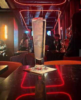 Marks Bar And Kitchen