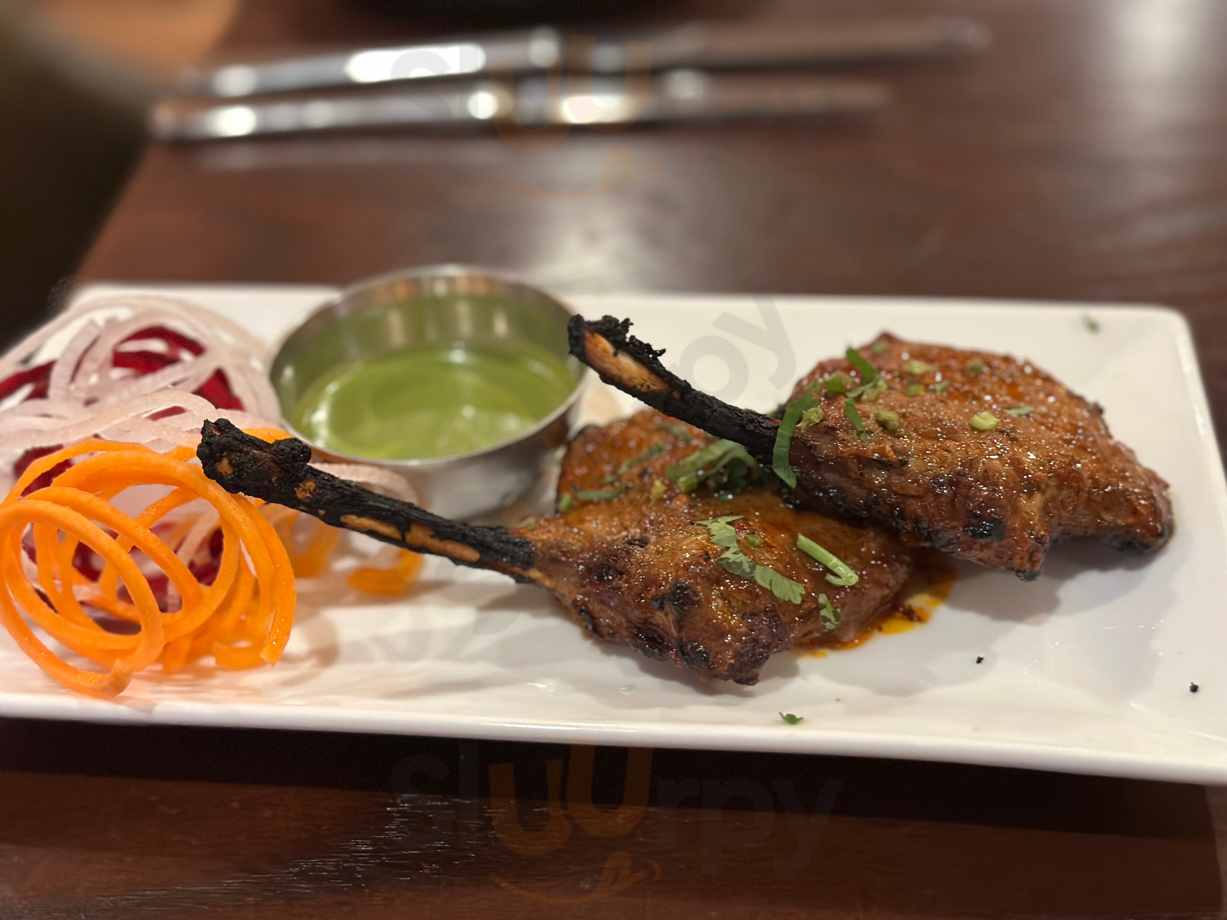 Indiya Bar & Restaurant