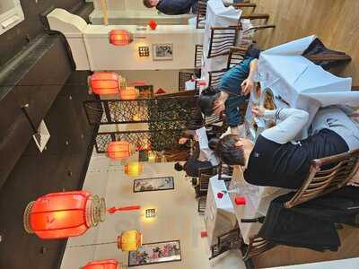 Shi Fu Chinese Restaurant