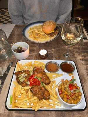 Phillies Of Shawlands