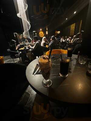 Blac Restaurant & Lounge