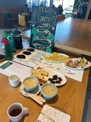 Starbucks Drive Thru -  Luton Road - Dunstable.