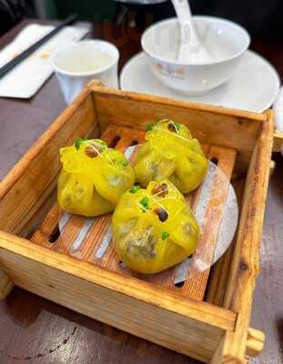 The Ivy Lounge Restaurant