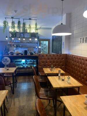 Three Dollar Bill Hoylake