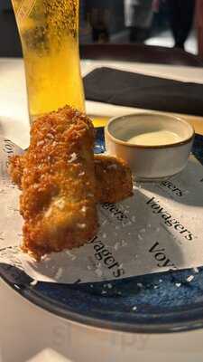 Voyagers Restaurant & Bar